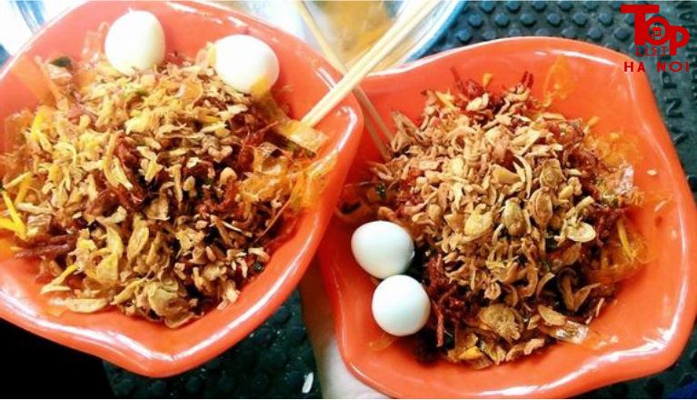 Bánh tráng Nguyễn Siêu hấp dẫn thực khách. 