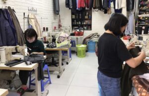Tiệm sửa quần áo - Cửa tiệm Thu Hà